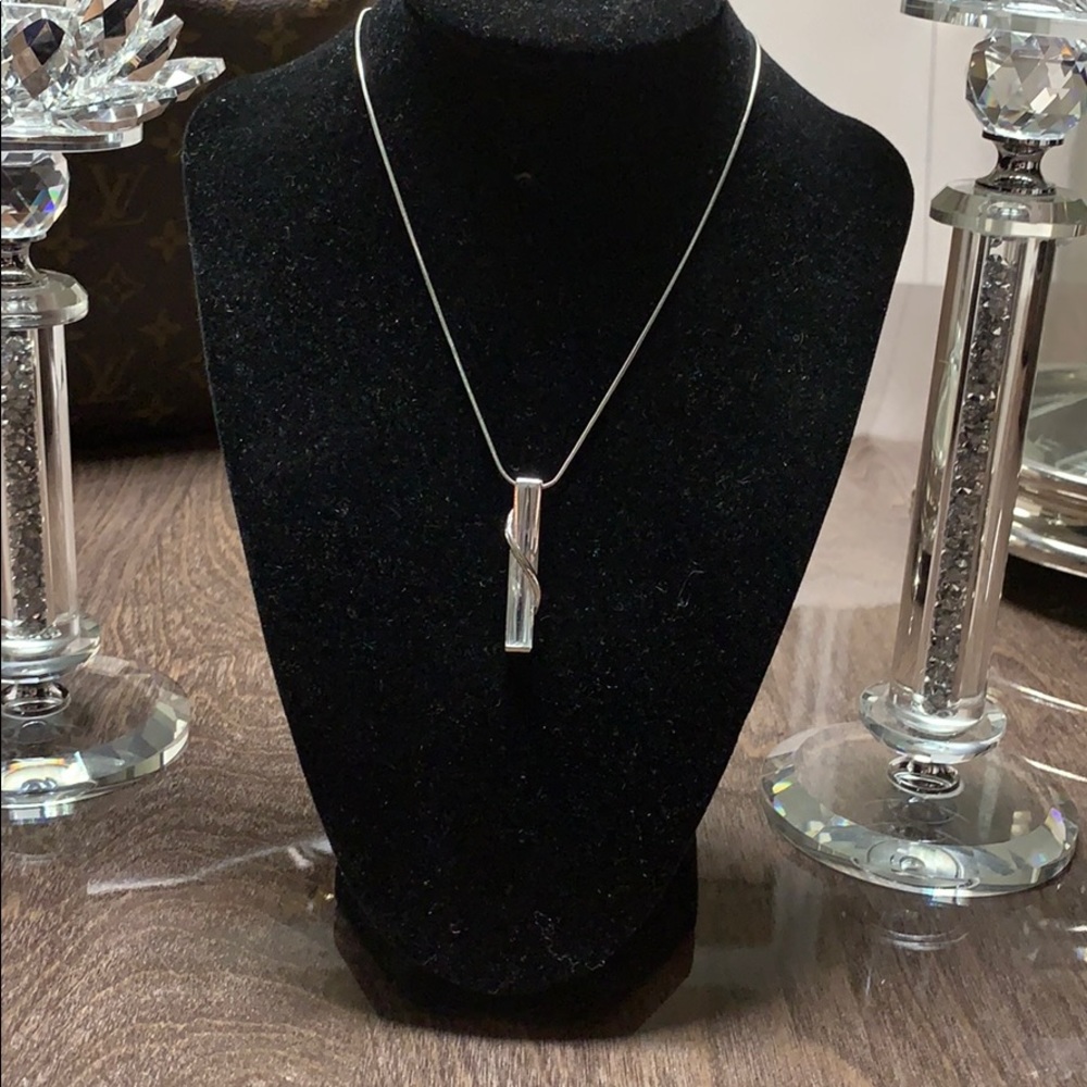 Quartz stone necklace